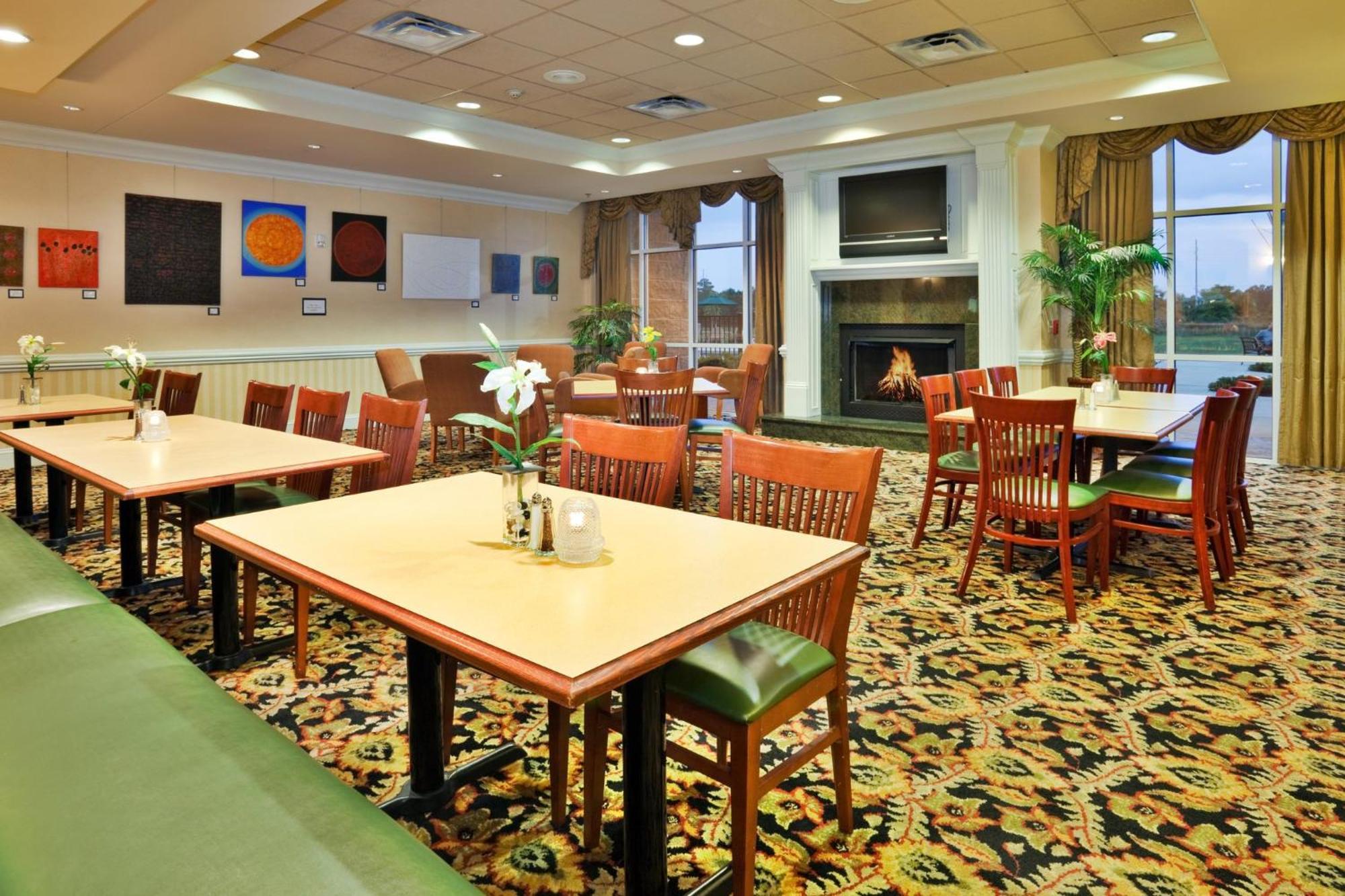 Holiday Inn Valdosta Conference Center By Ihg Exteriör bild